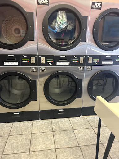 Beachside Laundry - Visual