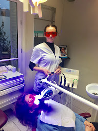 Photo n°4 de Dr Olivier Scemama - Dentiste Boulogne Billancourt à Boulogne-Billancourt (Dentiste)