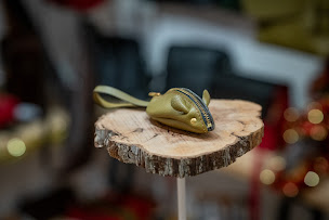 Photo n°3 de Le Cuir d'EMILE V... à Bugeat (Artisanat)