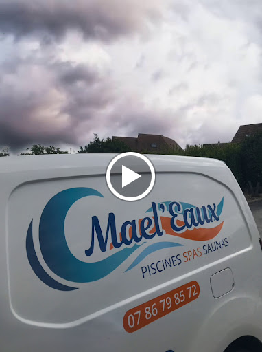 Photo de Mael'Eaux Piscines et Spas à Montferrand-le-Château (25320)