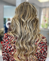 Photo n°5 de Lumières de style - Coiffeur à Paris (Institut de beauté)