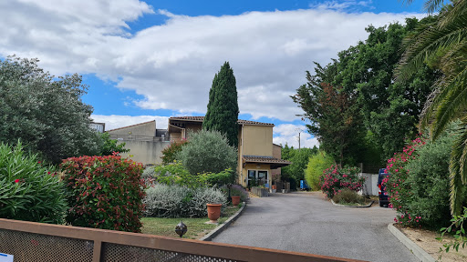 Photo de Maison de Retraite Les Oliviers à Théziers (30390)