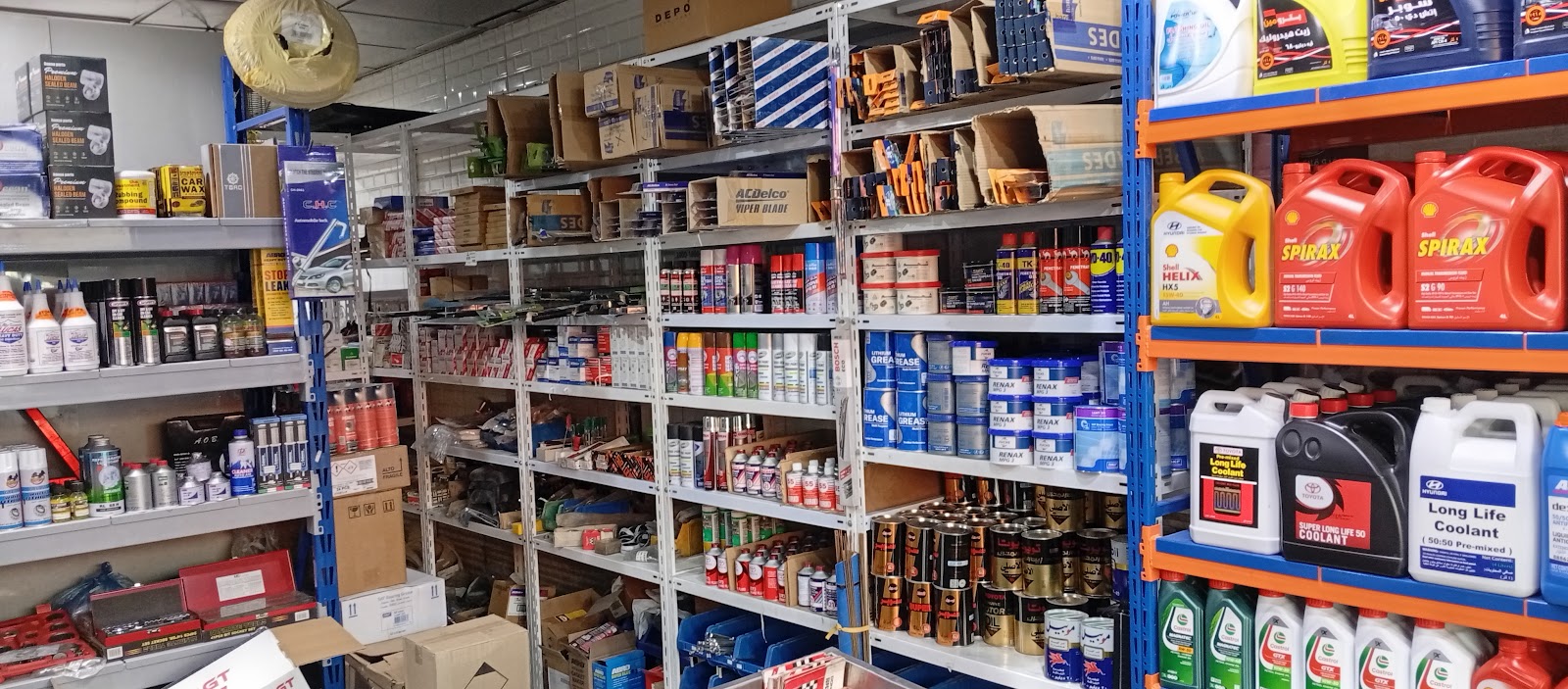 زينة سيارات و زيوت و بطاريات - صورة 3