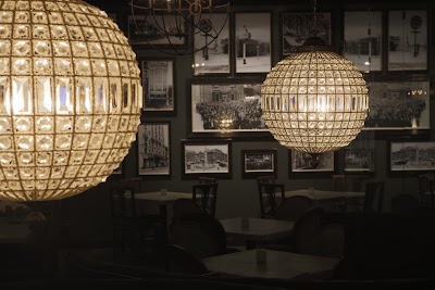 Photos of Checkers Bistro