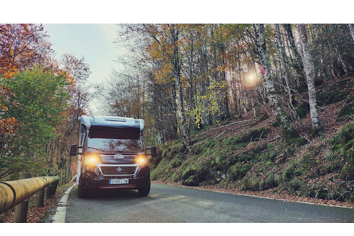 ViveTresMares - Alquiler de Autocaravanas en Cantabria