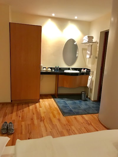 Photos of Country Lodge