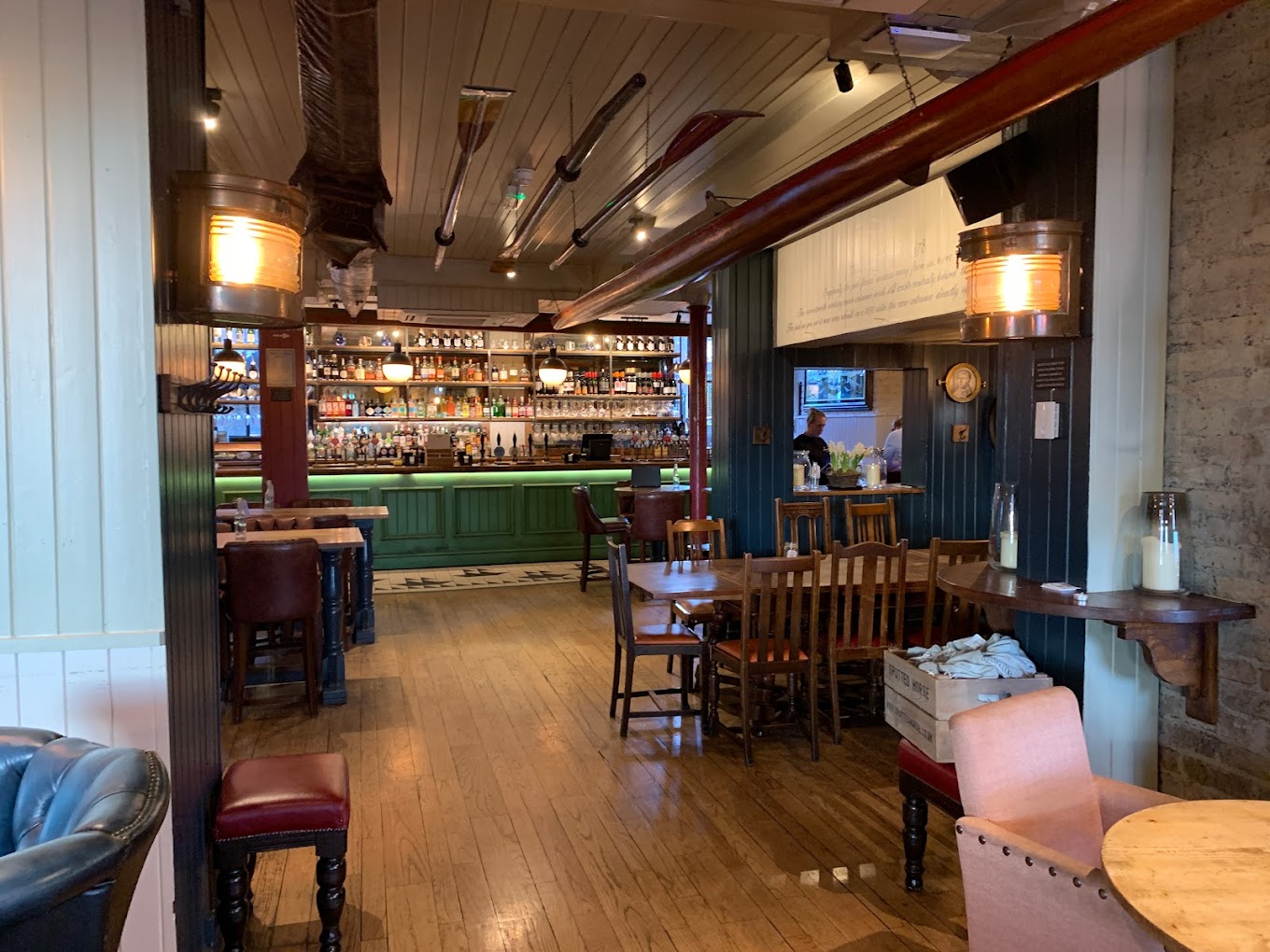 Discover the top pubs in Hammersmith with our comprehensive guide. From cozy traditional pubs to stylish gastropubs, we've curated the best spots to enjoy a pint or two. #Hammersmith #londonpubs Things To Do In London | Things To Do In Hammersmith | Best Pubs In Hammersmith | Best Pubs In London | Best Pub Food | Sunday Roast | Places To Eat In London #londonnightlife | Things To Do At Night