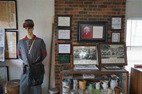 Hilda Hoffman Memorial Archive - Thumbnail