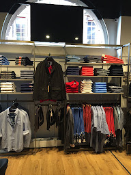 Photo n°11 de Size Factory Strasbourg - Magasin de Vêtements Grande Taille Homme à Strasbourg (Magasin de sous-vêtements)