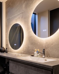 ㈱ナルミクリエイト