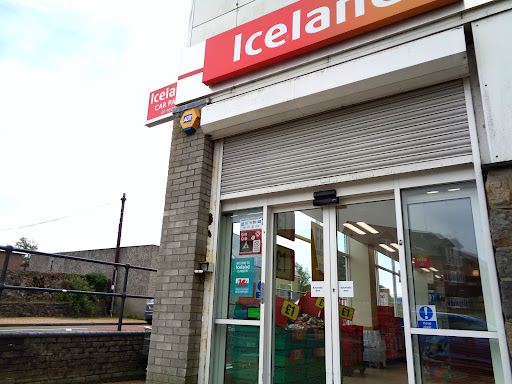 Iceland Supermarket Llangefni - Thumbnail