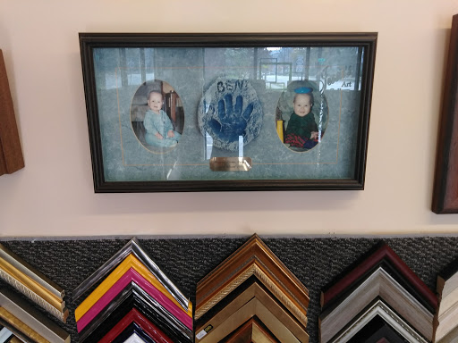 Jessie's Art Gallery & Custom Framing Gallery - United States