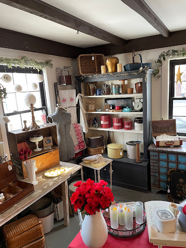 VILLAGE CONSIGNMENT - Visual