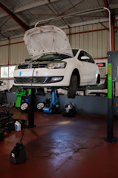 Photo n°3 de garage rodriguez à Saint-Laurent-de-la-Salanque (Magasin de pneus)