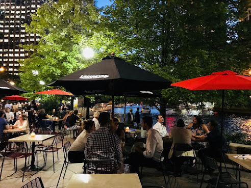 Chicago Brewhouse Riverwalk by null