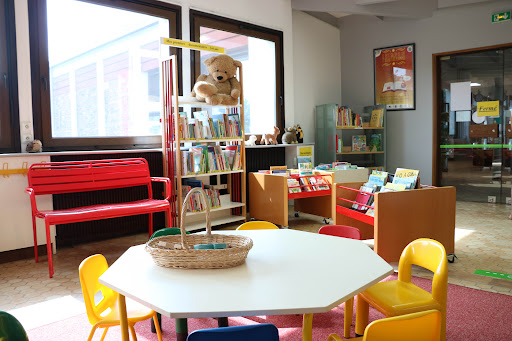 Bibliothèque Saint Romain de Colbosc - Thumbnail