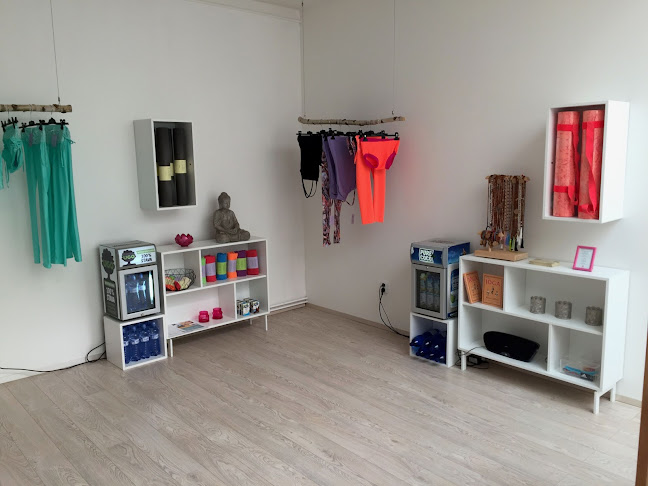 Opinii despre Hot Yoga Liberec în Liberec - Tělocvična