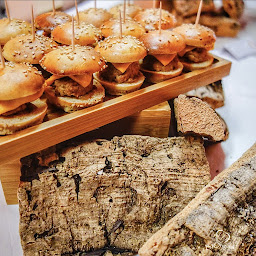 Photo n°5 de Bioriginal - Traiteur événementiel bio et engagé dans le développement durable à Le Broc (Organisateur de mariages)