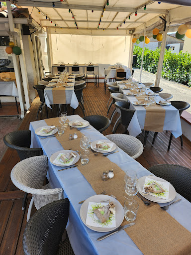 Photo 9 - Corniche & Buns