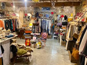 Photo n°4 de Solo Shop à Banyuls-sur-Mer (Magasin de vêtements pour femmes)