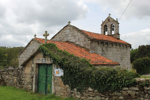Iglesia de San Pedro de Ferreiroa