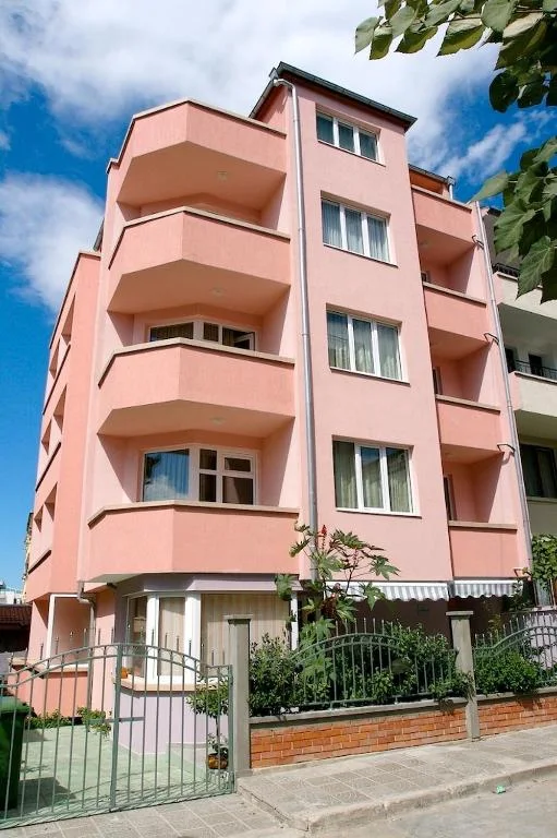 ''Villa Roza'' Guest House