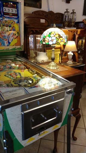 Victorian House Antiques - Thumbnail