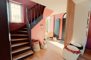 Photo n°2 de Design & Peinture à Jullouville (Peintre en bâtiment)