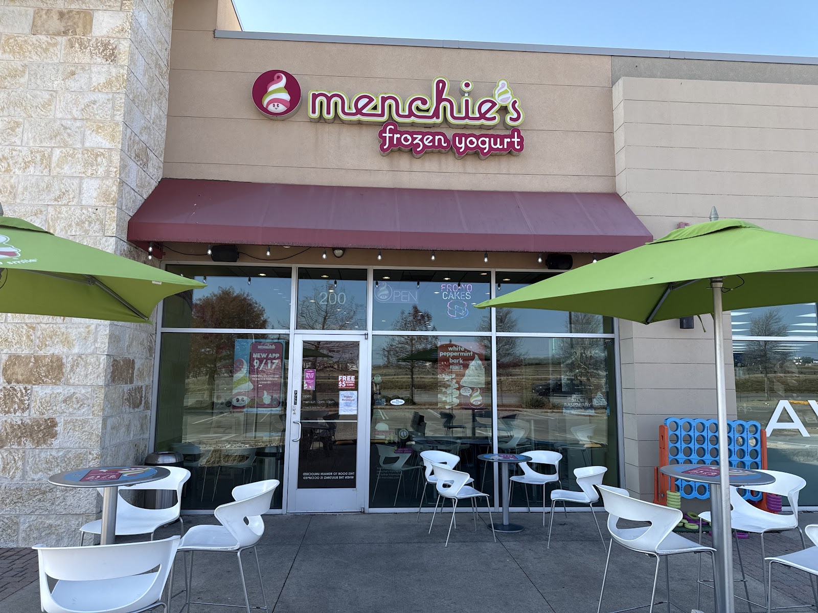 Menchie's Frozen Yogurt — photo 3