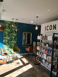 Photo n°4 de L'Atelier d'Adeline coiffeur-barbier à Soullans (Salon de coiffure)