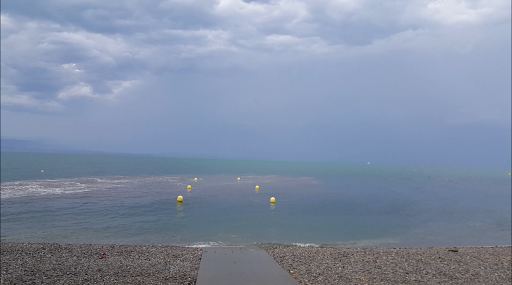 Photo de Des Pieds dans l'Eau à Neuvecelle (74500)