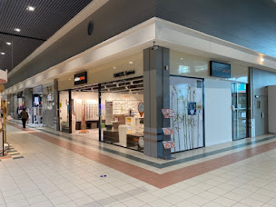 Photo n°2 de Le Collectif des Lunetiers Vouvray-sur-Loir - François Opticiens à Montval-sur-Loir (Magasin de lunettes de soleil)