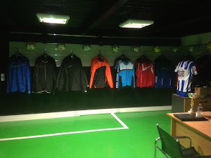 Photo n°6 de Atelier Plus Sports à Marseille (Magasin de vêtements de sport)