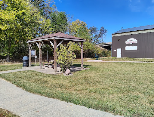 Jane Addams Trail - Wes Block Trailhead - Thumbnail