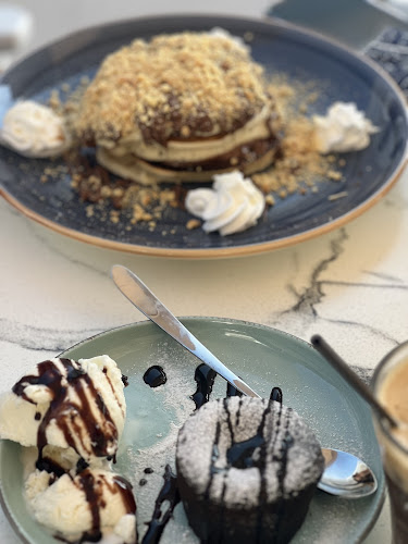 Opinii despre Faros Cafe Snack Bar în Κάλυμνος - Καφετέρια