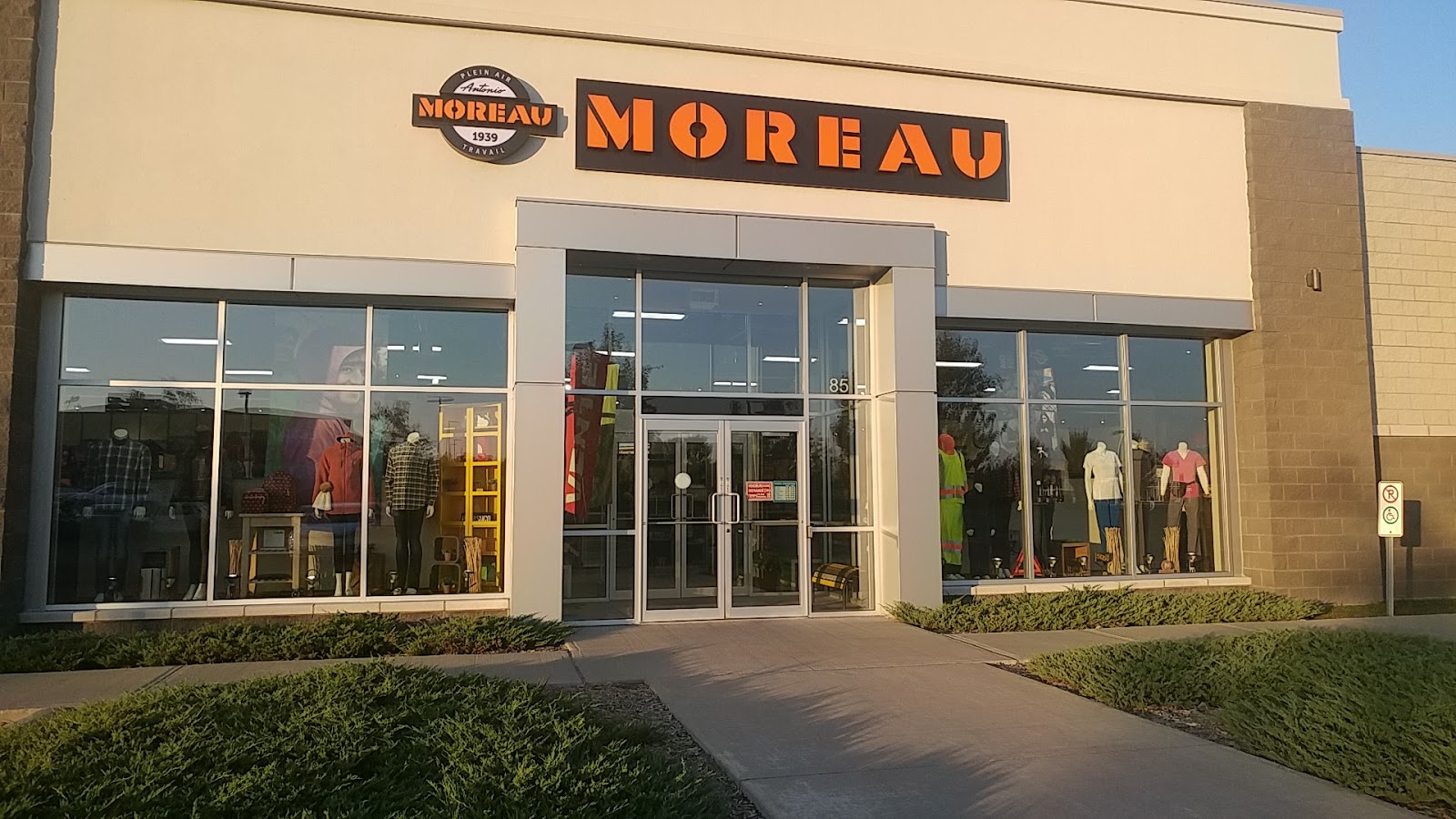 Antonio Moreau (1984) Ltee 85 Rue Robert Bernard, Drummondville