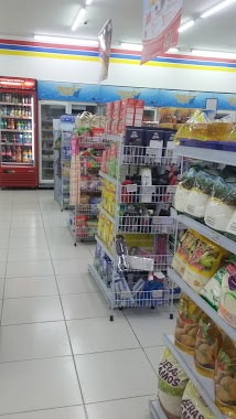 Indomaret Talaga Cikupa, Author: Uchie Rahayu