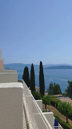 Νησάκι 490 83
