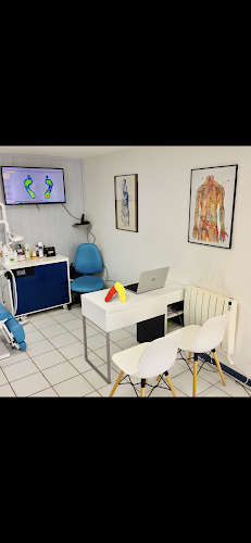 https://www.doctolib.fr/pedicure-podologue/orleans/clement-bellanger