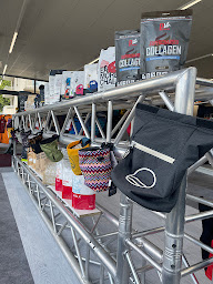 Photo n°15 de EpicTV Shop | Magasin Escalade et Alpinisme à Cluses (Chaîne de télévision)