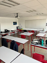 Photo n°5 de Centre de Formation Professionnelle ECF NOTRE DAME D'OE à Notre-Dame-d'Oé (Moto-école)