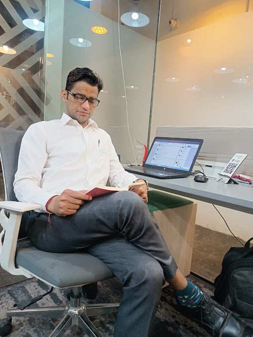 Af1qippyyb4qmtqt77fekbnhqyn7vm8rv Xz Sgvelsp=s677 K No