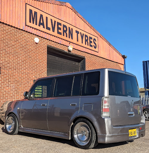 Malvern Tyres - Visual