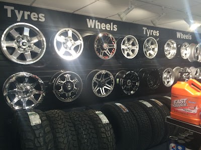 Photos of Automotive Art Wildey