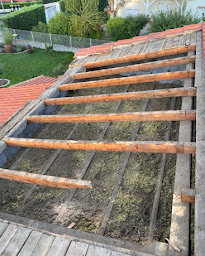 Photo n°6 de Renov Habitat couvreur zingueur saint Étienne 42 Loire - habillage rive et sous face Traitement Toiture Charpente Gouttières à Saint-Genest-Lerpt ()