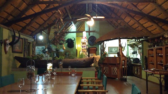 Mahangu Safari Lodge