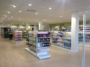 Photo n°2 de Pharmacie Castraise à Castres (Pharmacie)