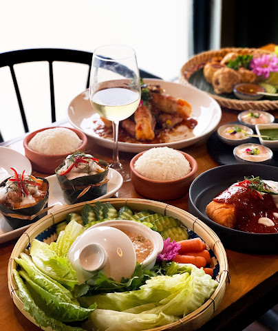 Oraan Thai Eatery by null