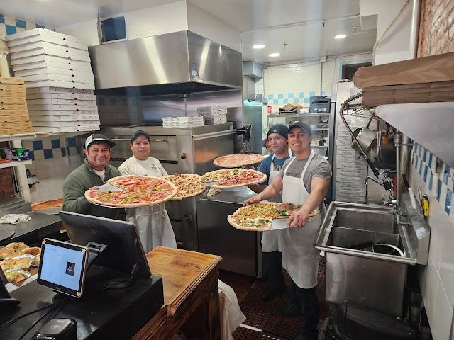 Trufa Pizzeria by null