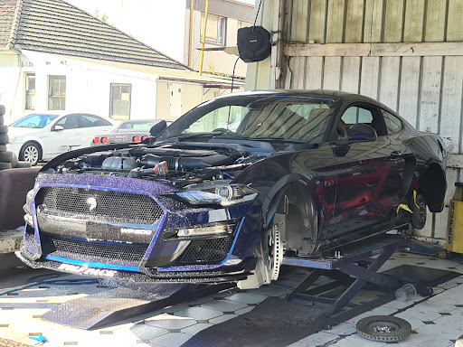 Taree M&Y Automotive Gallery - Australia
